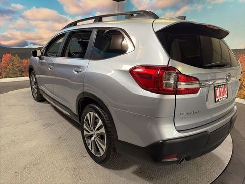 Used 2019 Subaru Ascent Limited AWD/4WD image 11
