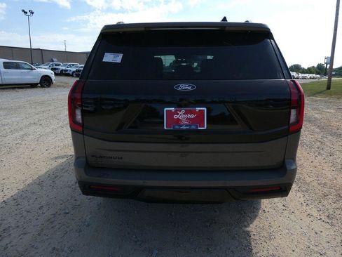 New 2027 Ford Expedition Platinum w/ Stealth Appearance Package AWD/4WD image 6