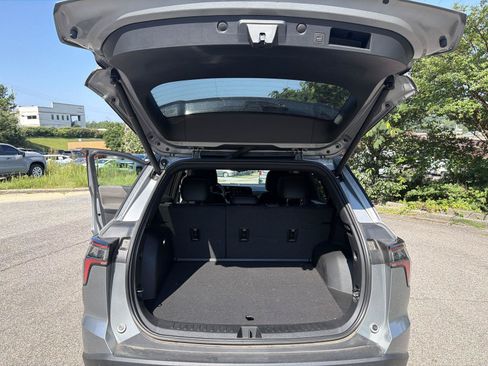 Used 2025 Chevrolet Equinox LT w/ Convenience Package II FWD image 15