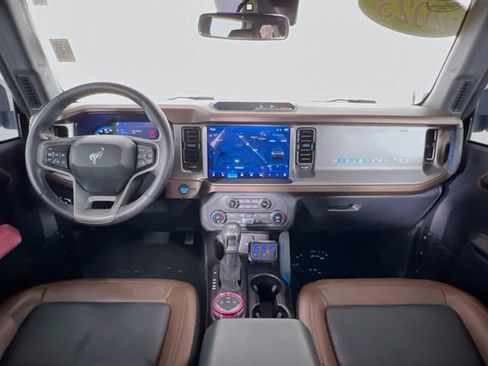 Used 2023 Ford Bronco Outer Banks image 25
