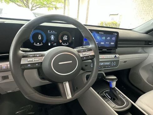 Used 2024 Hyundai Kona SEL FWD image 13