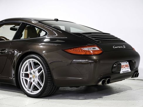 Used 2010 Porsche 911 Carrera S RWD image 34