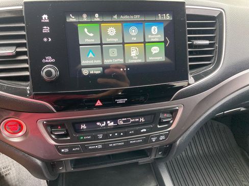 Used 2021 Honda Pilot EX image 11