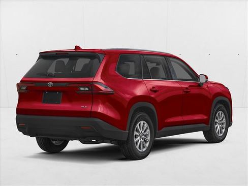 New 2026 Toyota Grand Highlander XLE image 2