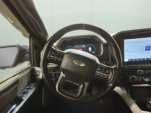 Used 2023 Ford F150 Platinum image 11