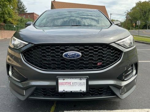 Used 2019 Ford Edge ST w/ Convenience Package image 2