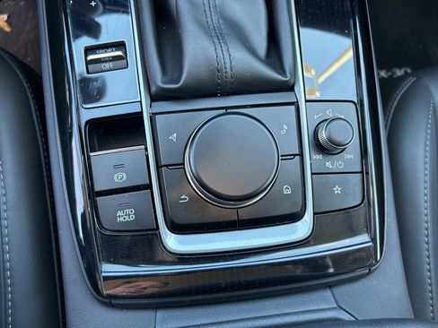 Certified 2024 MAZDA CX-30 AWD 2.5 S w/ Select Sport Pkg image 22