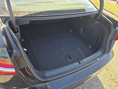 Used 2024 Audi A6 Premium Plus image 18