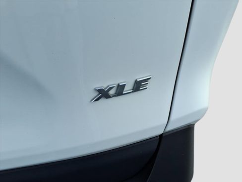 Used 2024 Toyota RAV4 XLE image 30