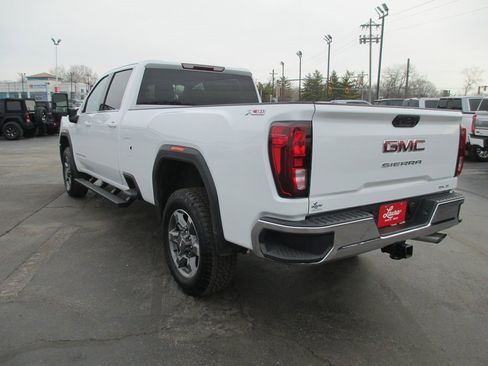 Certified 2025 GMC Sierra 3500 SLE w/ SLE Value Package image 9