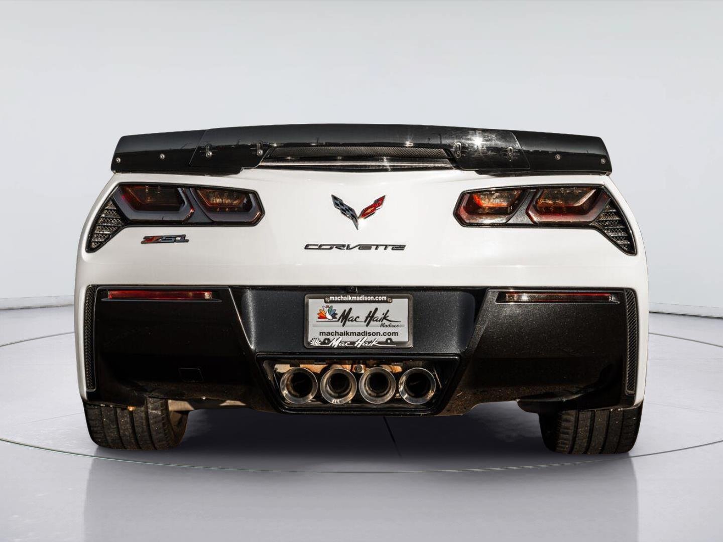 Used 2016 Chevrolet Corvette Stingray Coupe w/ 2LT Preferred Equipment Group RWD image 11