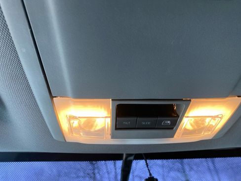 Used 2013 Ford F150 Lariat w/ Luxury Equipment Group image 19