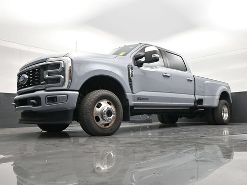 Used 2024 Ford F350 Platinum AWD/4WD image 20