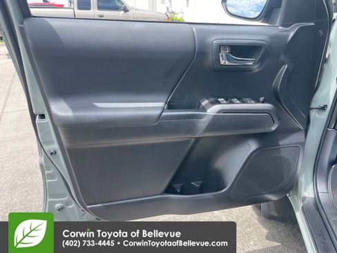 Used 2023 Toyota Tacoma TRD Sport AWD/4WD image 10