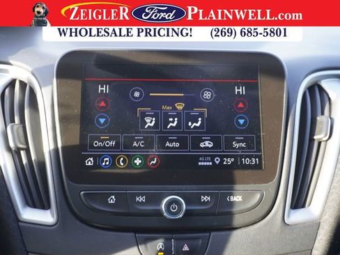 Used 2022 Chevrolet Malibu LT image 15