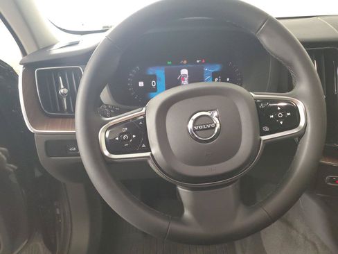 Used 2024 Volvo XC60 B5 Plus w/ Protection Package Premier AWD/4WD image 25