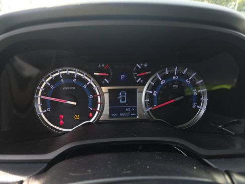 Used 2018 Toyota 4Runner TRD Off-Road Premium image 12