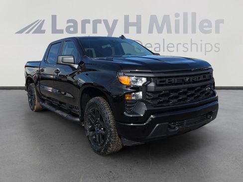 New 2026 Chevrolet Silverado 1500 Custom w/ Turbomax Blackout Package image 7