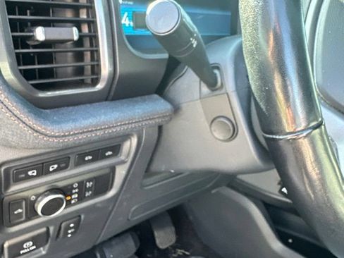 Used 2022 Ford F150 Lightning Lariat w/ Equipment Group 511A High AWD/4WD image 6