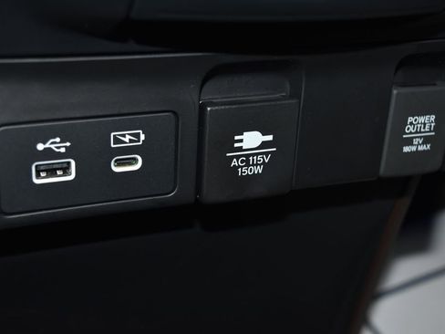 Used 2025 Honda Odyssey Elite image 14