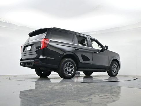 Certified 2025 Ford Expedition Active RWD image 30