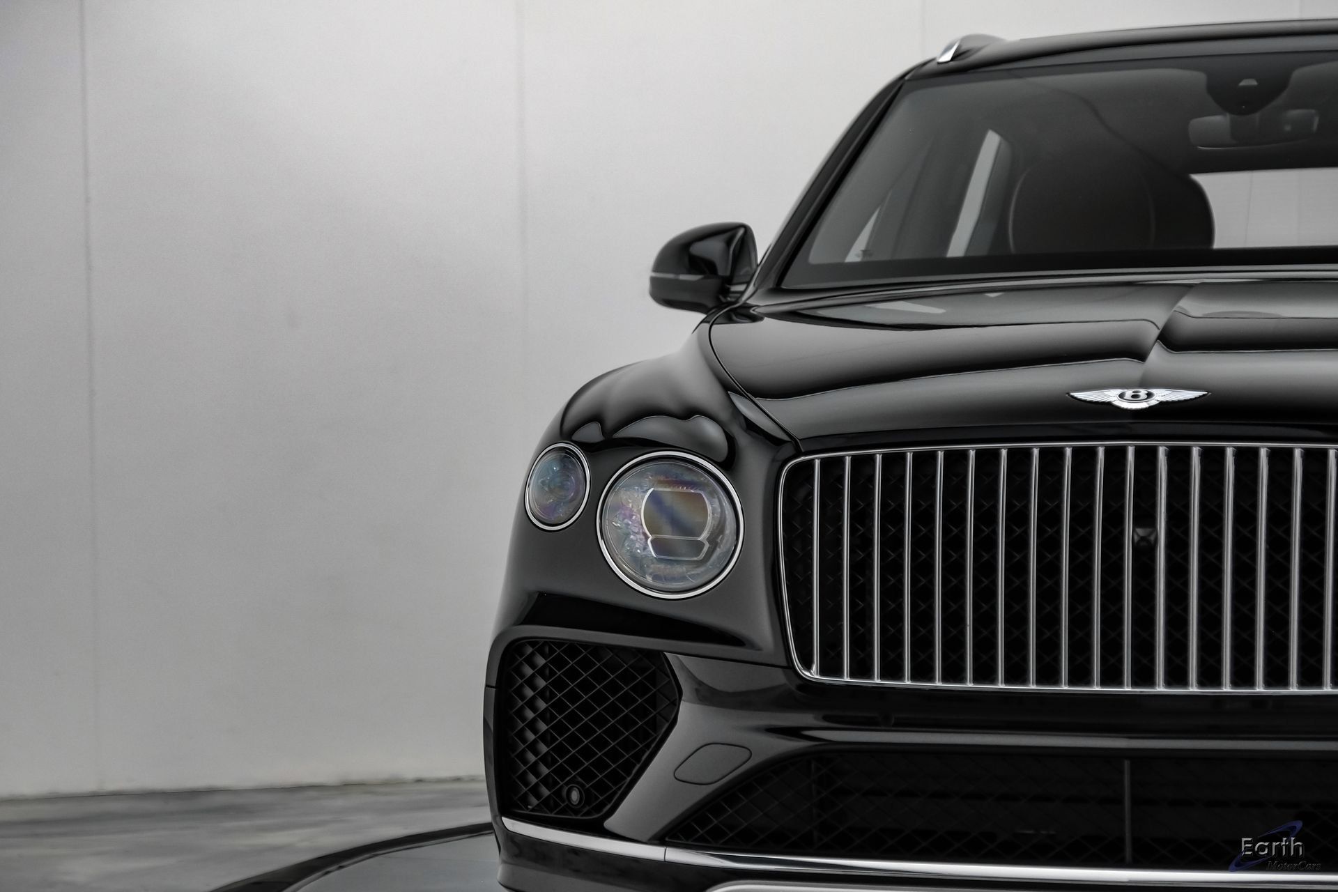 Used 2023 Bentley Bentayga Extended Wheelbase AWD/4WD image 27