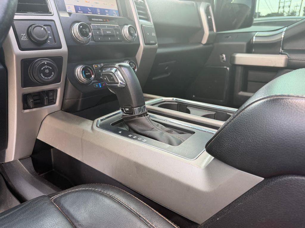 Used 2020 Ford F150 Lariat w/ Equipment Group 502A Luxury AWD/4WD image 20