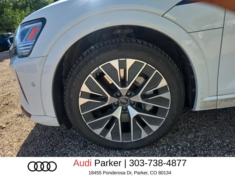 Used 2024 Audi Q8 e-tron Prestige w/ Prestige Package AWD/4WD image 6