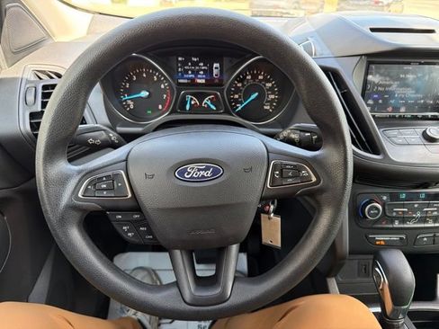 Used 2018 Ford Escape SE w/ SE Sync 3 Package FWD image 21