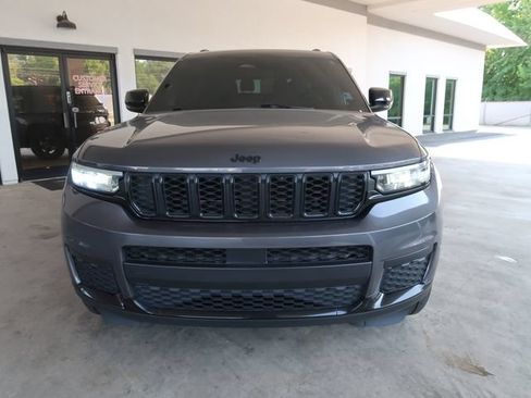Used 2021 Jeep Grand Cherokee L Laredo AWD/4WD image 2