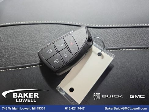 New 2026 GMC Acadia Denali image 40