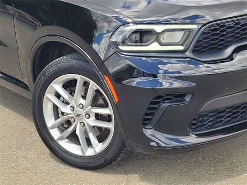 Used 2024 Dodge Durango GT image 13