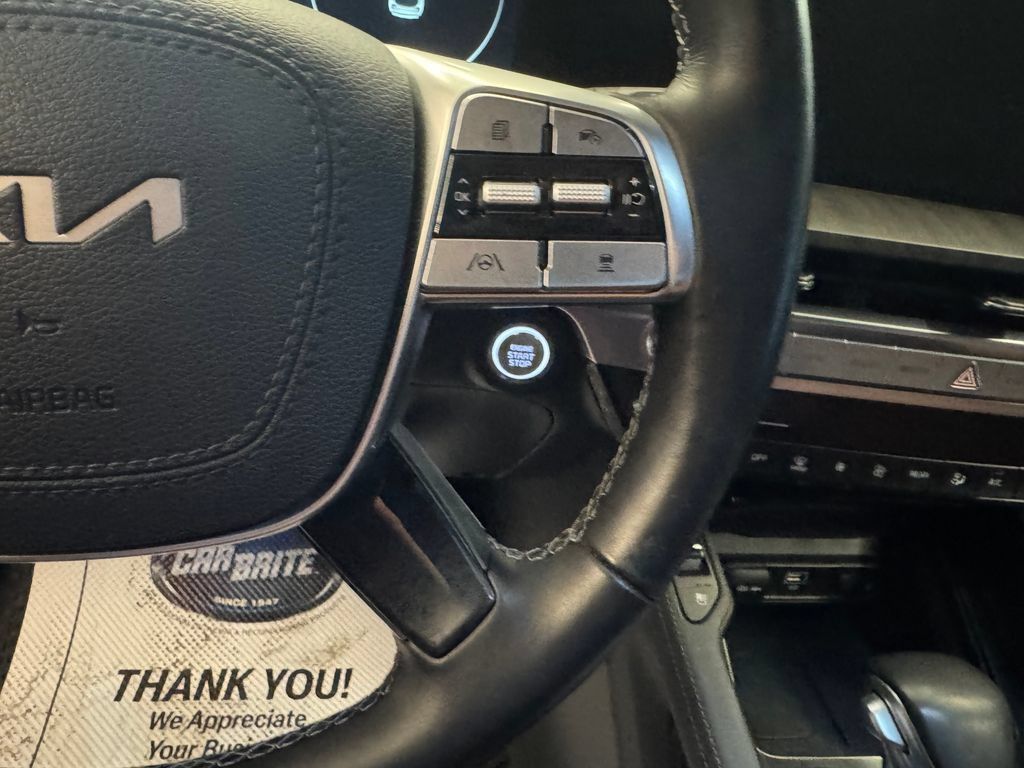 Used 2023 Kia Telluride AWD image 12