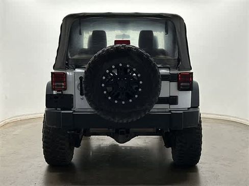 Used 2017 Jeep Wrangler Sport image 4