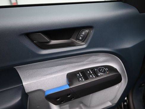 New 2026 Ford Maverick XLT image 9