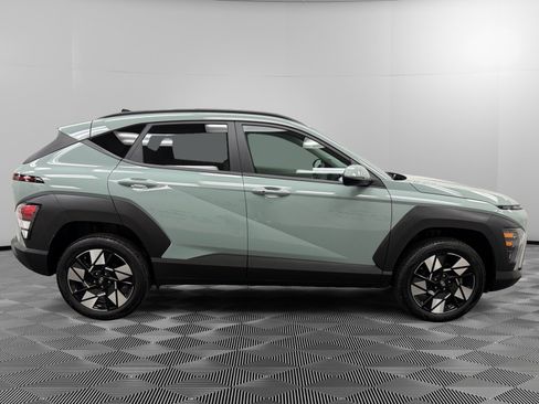 Certified 2025 Hyundai Kona SEL image 6