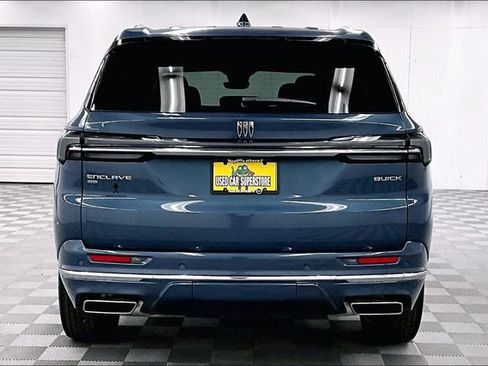 Used 2025 Buick Enclave Avenir w/ Super Cruise Package AWD/4WD image 5
