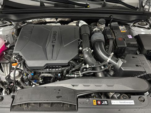 Used 2025 Kia K5 GT FWD image 33