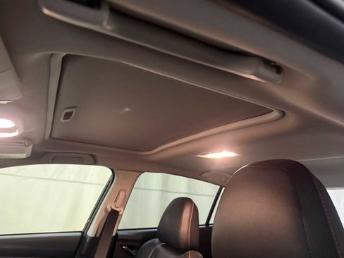 Certified 2023 Subaru Crosstrek 2.5i Limited w/ Moonroof Package image 22