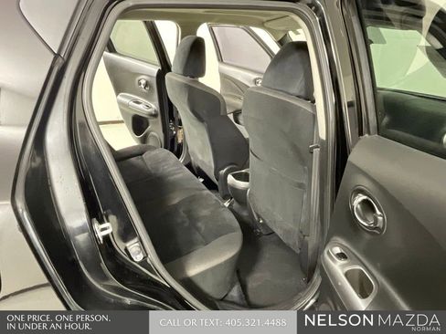 Used 2015 Nissan Juke SV w/ Technology Package image 15