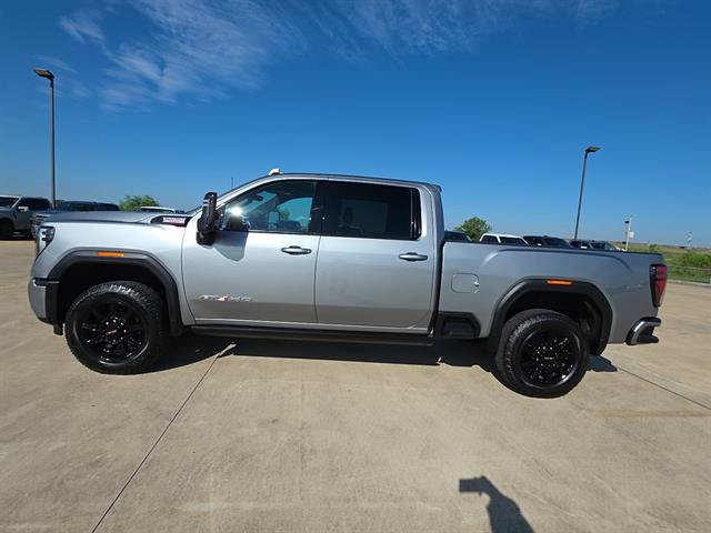 Used 2024 GMC Sierra 2500 AT4 w/ AT4 Premium Plus Package AWD/4WD image 5
