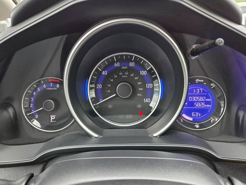 Used 2020 Honda Fit LX image 11