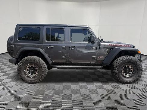 Used 2019 Jeep Wrangler Unlimited Rubicon w/ Cold Weather Group AWD/4WD image 10