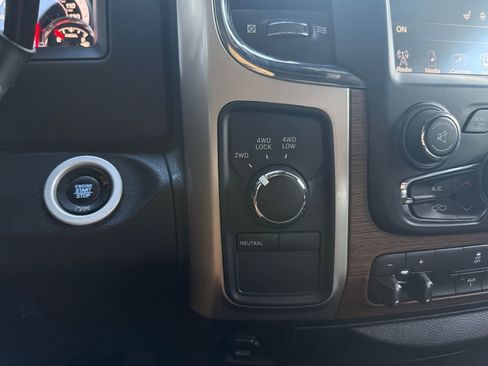 Used 2017 RAM 2500 Laramie w/ Sport Appearance Group AWD/4WD image 35