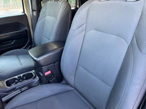 Used 2020 Jeep Gladiator Sport w/ Quick Order Package 24S AWD/4WD image 9
