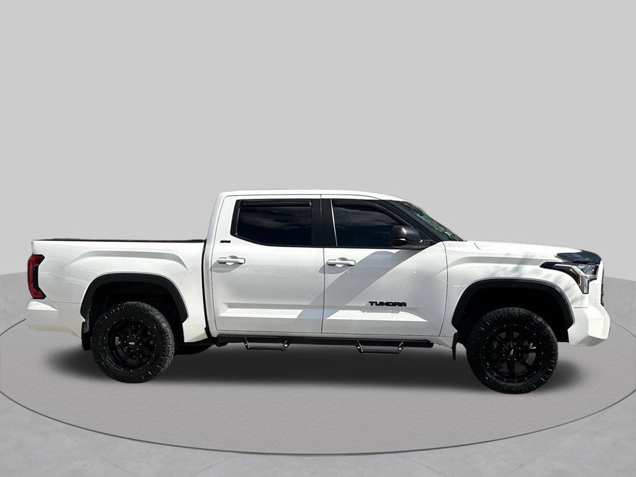Used 2024 Toyota Tundra SR5 w/ SR5 Premium Package AWD/4WD image 6