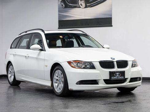Used 2006 BMW 325xi Wagon image 2