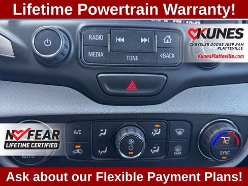 Used 2018 GMC Terrain SLT w/ Preferred Package image 21