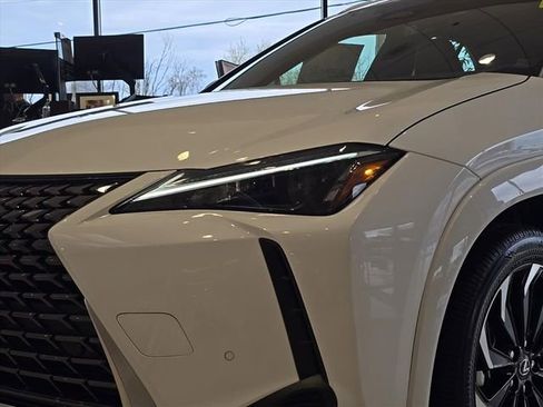 New 2026 Lexus UX 300h AWD image 12