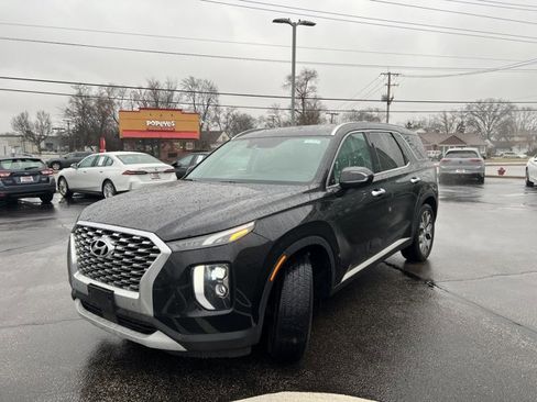 Used 2020 Hyundai Palisade SEL image 2